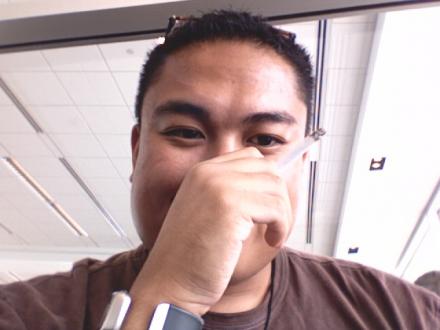 airport_smoking.jpg